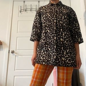 Stylish animal print coat with quarter sleeves
